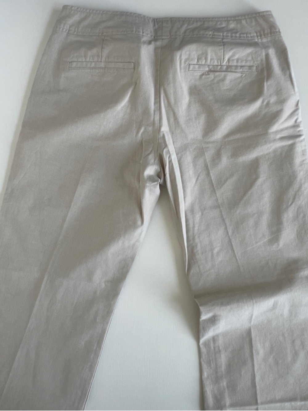 GAP Classic women’s Pants in Light Beige - Picture 4 of 6